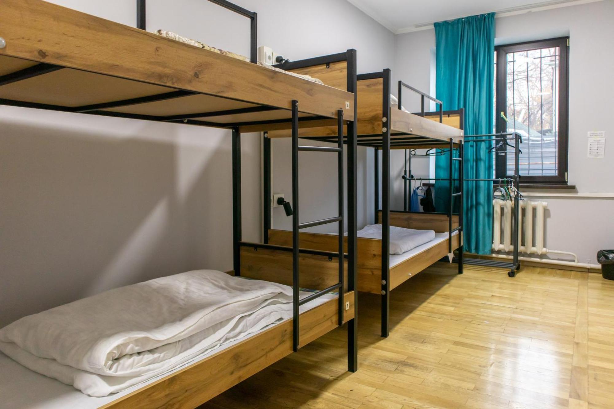 Almaty Backpackers Hostel Exterior photo